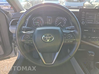 2022 Toyota Camry Hybrid SE - miniatura 10