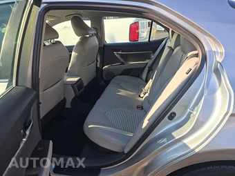 2022 Toyota Camry Hybrid SE - miniatura 13