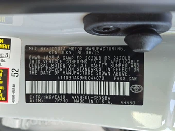 2022 Toyota Camry Hybrid SE - miniatura 14