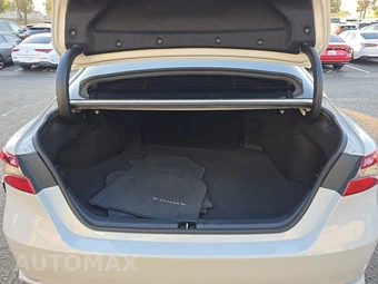 2022 Toyota Camry Hybrid SE - miniatura 16