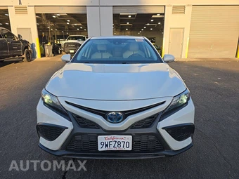 2022 Toyota Camry Hybrid SE - miniatura 2