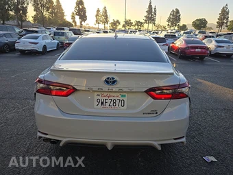 2022 Toyota Camry Hybrid SE - miniatura 5