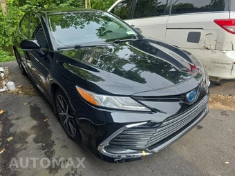 2022 Toyota Camry Hybrid XLE - miniatura 3
