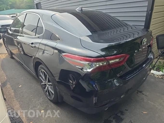 2022 Toyota Camry Hybrid XLE - miniatura 6