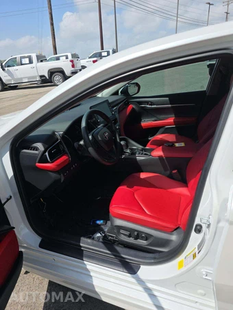 2022 Toyota Camry Hybrid XSE - miniatura 3
