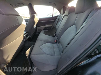 2022 Toyota Camry LE - miniatura 13