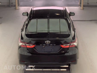 2022 Toyota Camry LE - miniatura 5