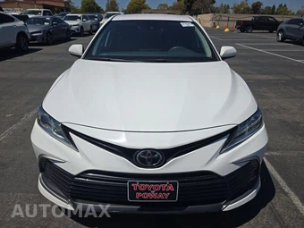 2022 Toyota Camry LE - miniatura 2