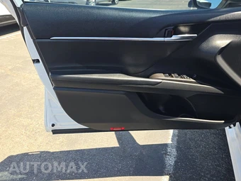 2022 Toyota Camry LE - miniatura 9