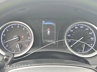2022 Toyota Camry LE - miniatura 12