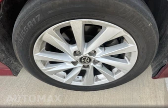 2022 Toyota Camry LE - miniatura 30