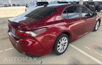 2022 Toyota Camry LE - miniatura 5