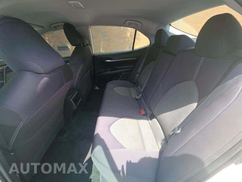 2022 Toyota Camry LE - miniatura 13