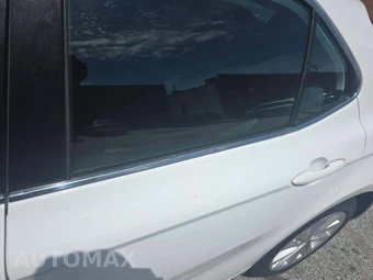 2022 Toyota Camry LE - miniatura 33
