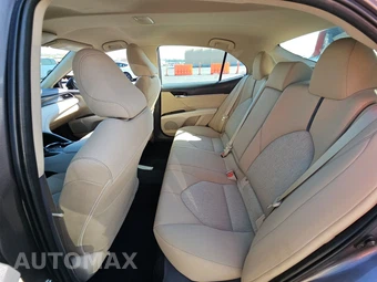 2022 Toyota Camry LE - miniatura 13