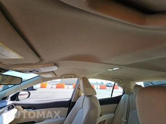 2022 Toyota Camry LE - miniatura 18