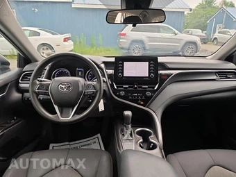 2022 Toyota Camry LE - miniatura 14