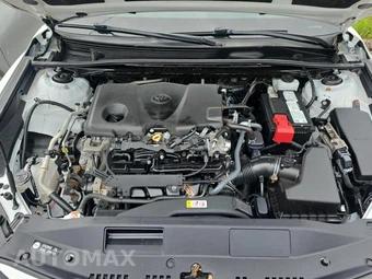 2022 Toyota Camry LE - miniatura 18