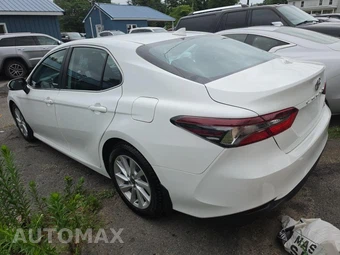 2022 Toyota Camry LE - miniatura 6