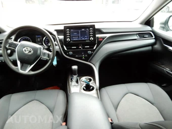 2022 Toyota Camry LE - miniatura 16