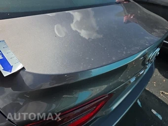2022 Toyota Camry LE - miniatura 21