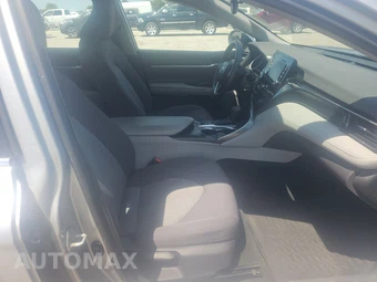 2022 Toyota Camry LE - miniatura 8