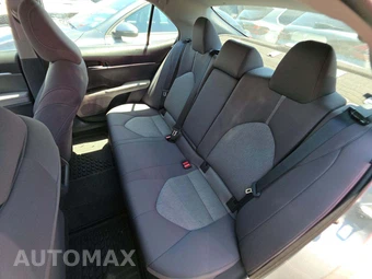 2022 Toyota Camry LE - miniatura 13