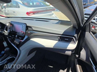 2022 Toyota Camry LE - miniatura 18
