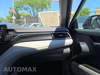 2022 Toyota Camry LE - miniatura 19