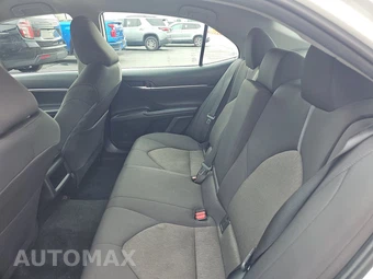 2022 Toyota Camry LE – miniatura 13