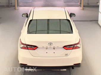 2022 Toyota Camry LE – miniatura 5