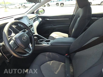 2022 Toyota Camry LE - miniatura 7