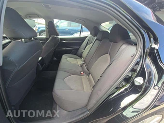 2022 Toyota Camry LE - miniatura 13