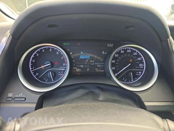 2022 Toyota Camry LE - miniatura 9