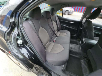 2022 Toyota Camry LE - miniatura 16