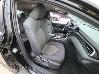 2022 Toyota Camry LE - miniatura 18