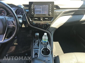 2022 Toyota Camry LE - miniatura 12