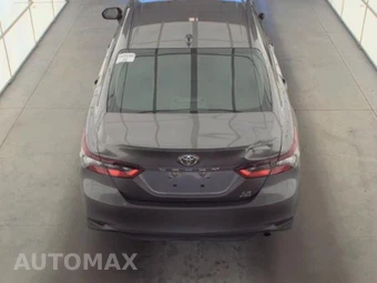 2022 Toyota Camry LE - miniatura 6