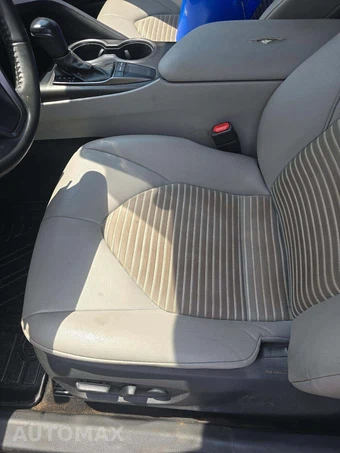 2022 Toyota Camry SE - miniatura 28