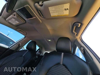 2022 Toyota Camry SE - miniatura 11