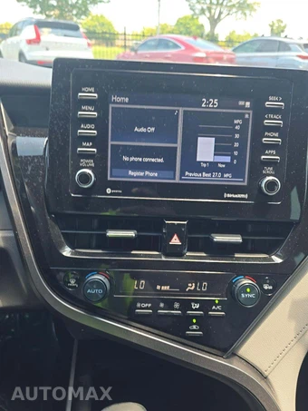 2022 Toyota Camry SE - miniatura 10