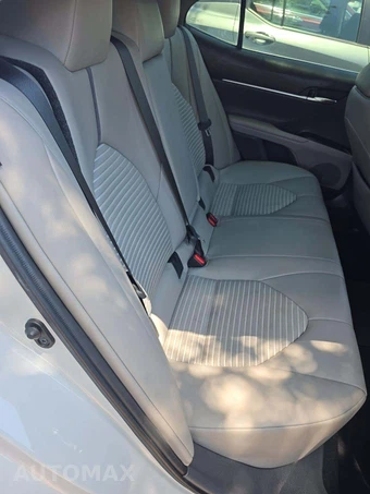 2022 Toyota Camry SE - miniatura 16