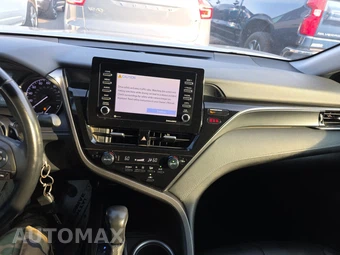 2022 Toyota Camry SE - miniatura 11