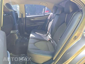 2022 Toyota Camry SE - miniatura 13