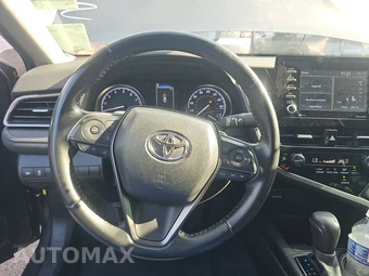 2022 Toyota Camry SE - miniatura 10