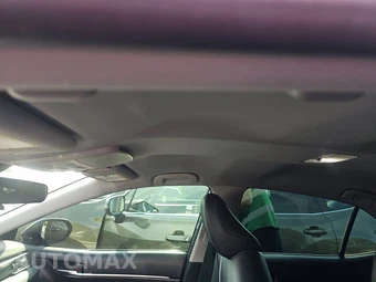 2022 Toyota Camry SE - miniatura 17