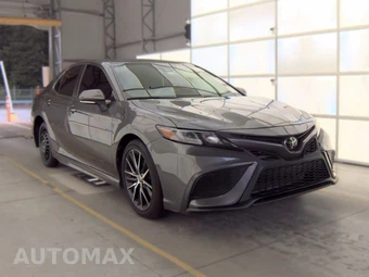 2022 Toyota Camry SE - miniatura 3