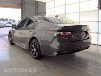 2022 Toyota Camry SE - miniatura 6