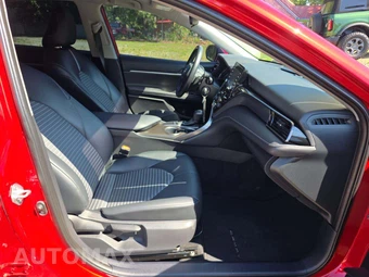 2022 Toyota Camry SE - miniatura 15