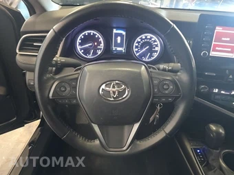 2022 Toyota Camry SE - miniatura 10